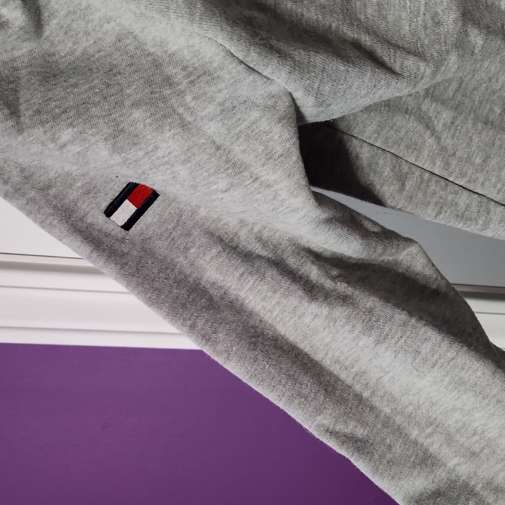 Grey pullover - Picture 3 of 5